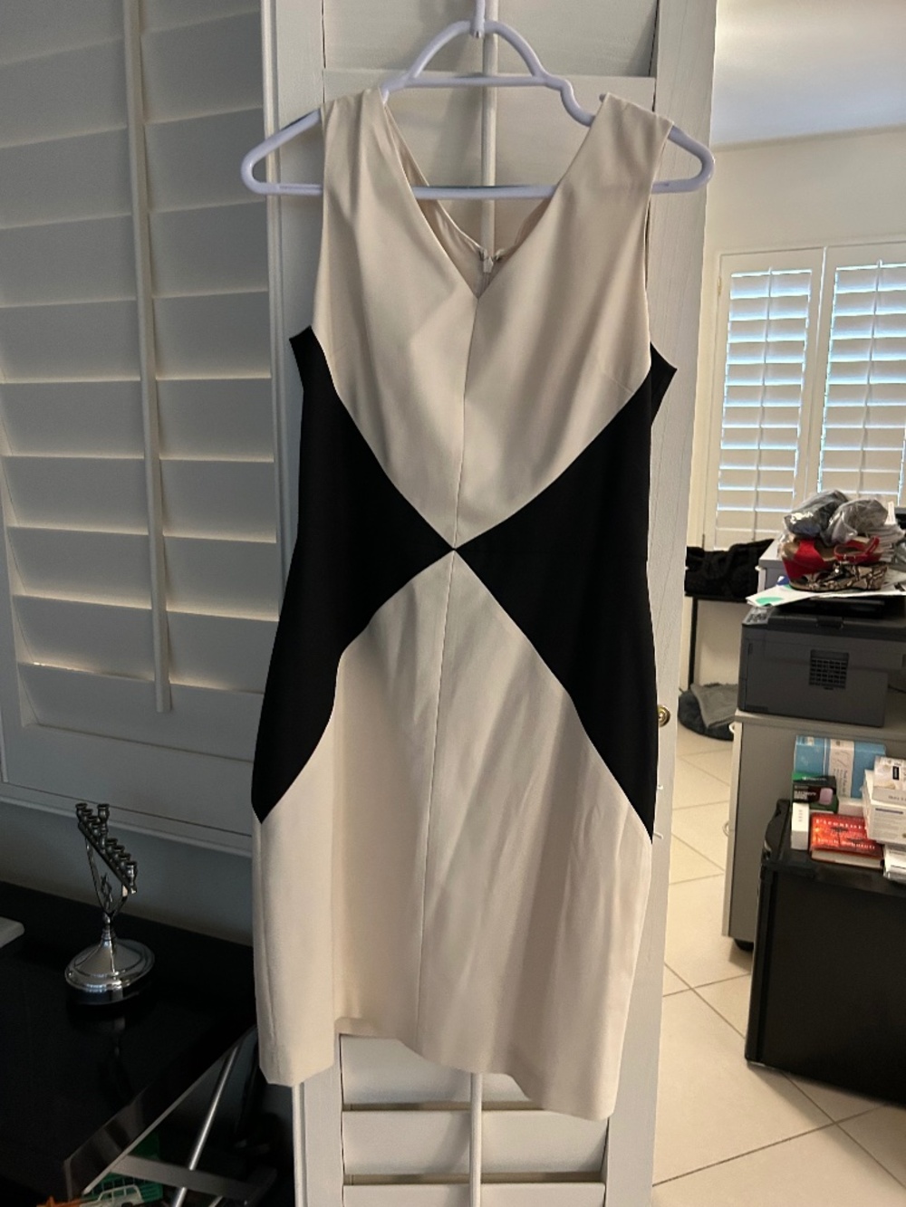 Banana Republic Dress in Classic Easy Style